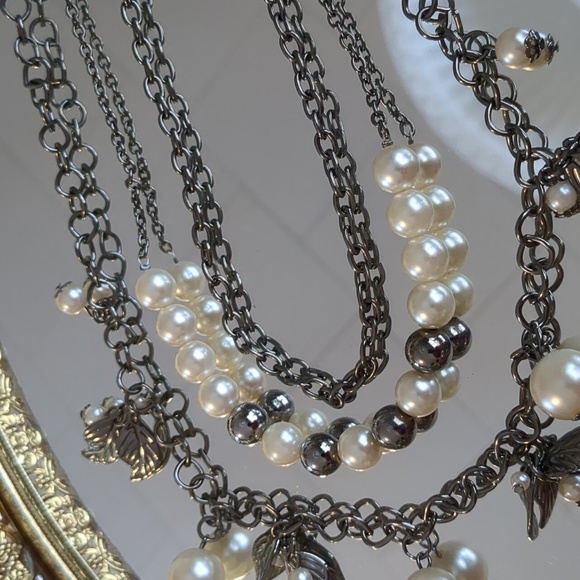 Pewter Tone and Faux Pearl Graduated Layer 17 Inch Necklace - Picture 5 of 9